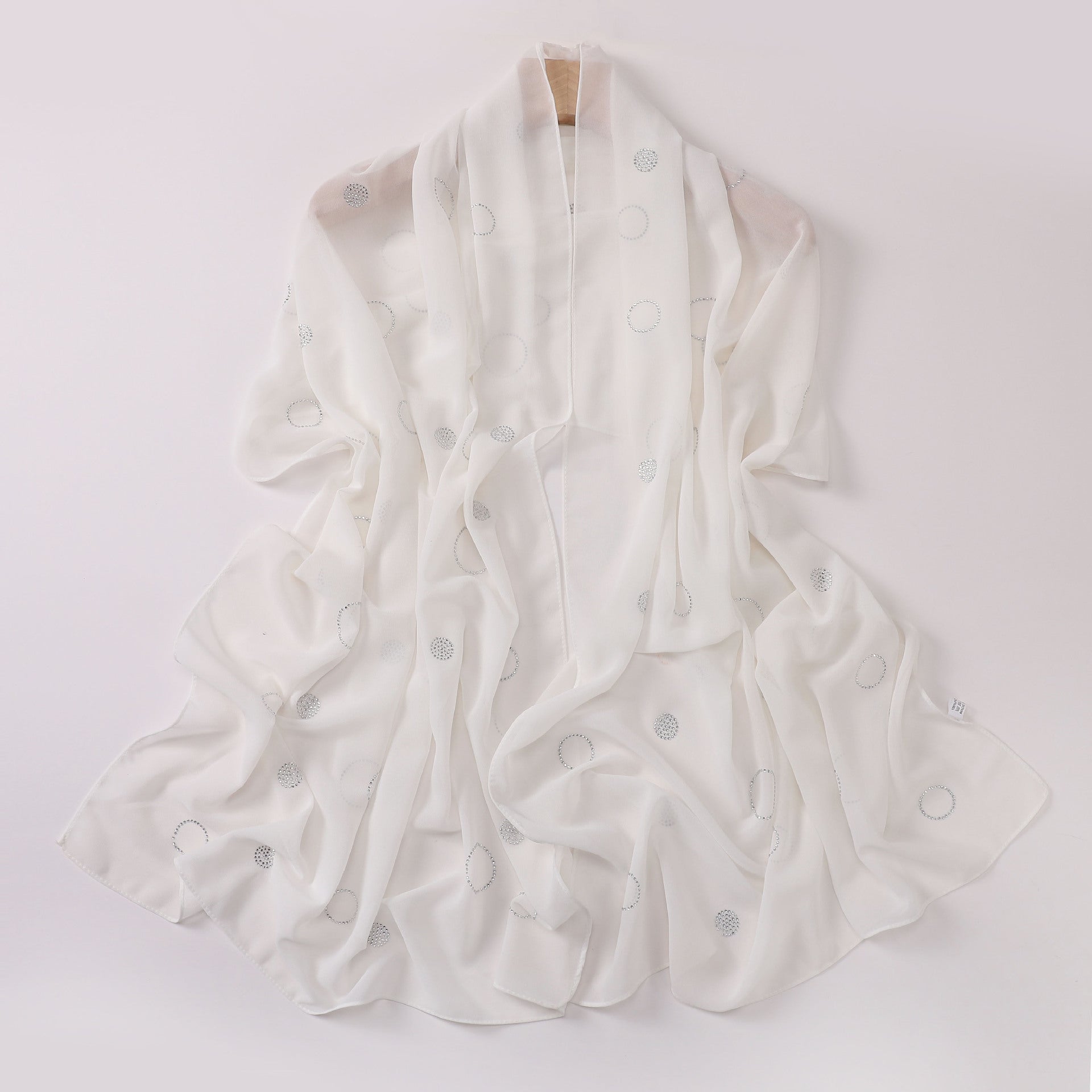 Pearl chiffon hot diamond long scarf, Indonesian headscarf, Middle East and Africa headscarf