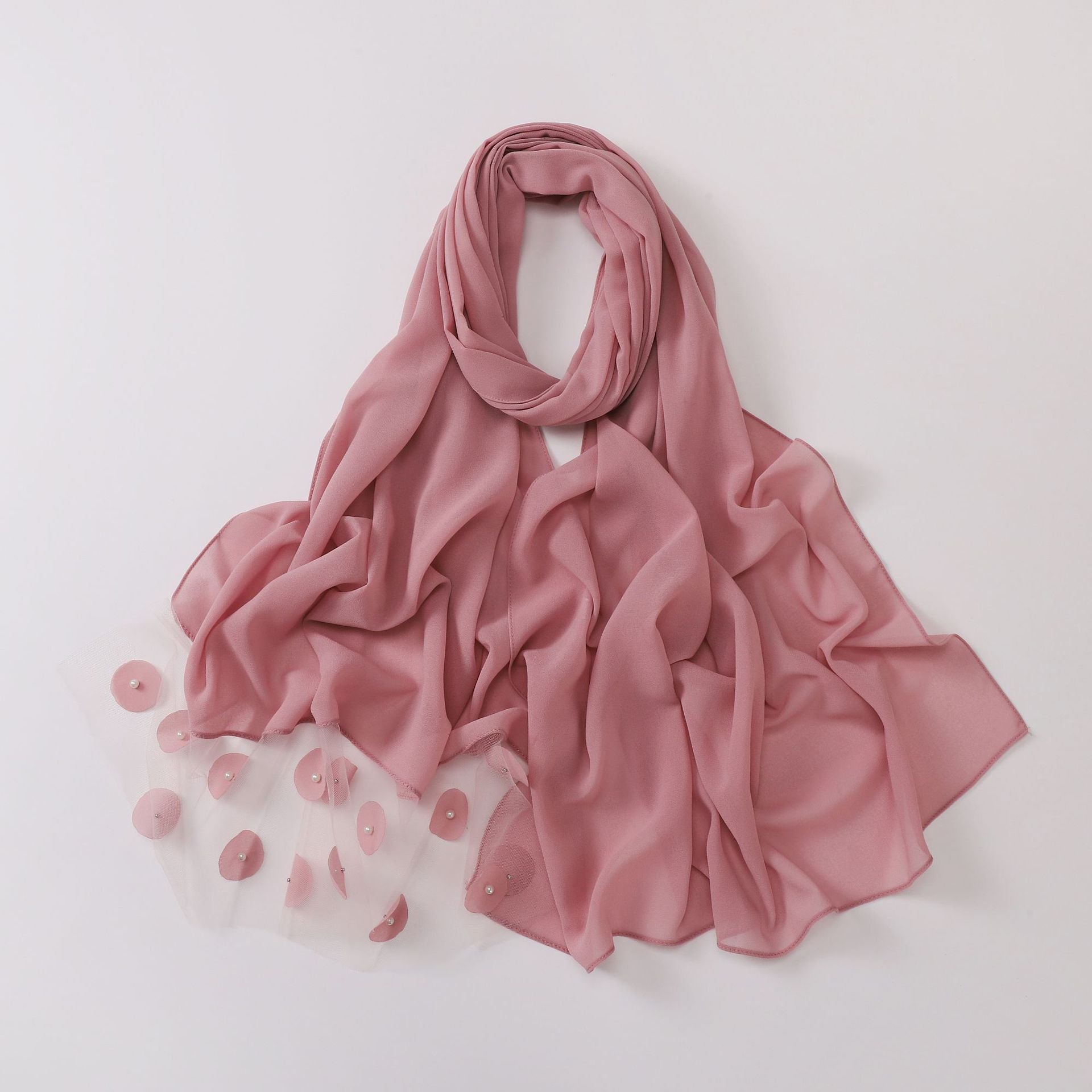 New pearl chiffon polka dot flower slice bead long scarf Middle East Africa Indonesia headscarf