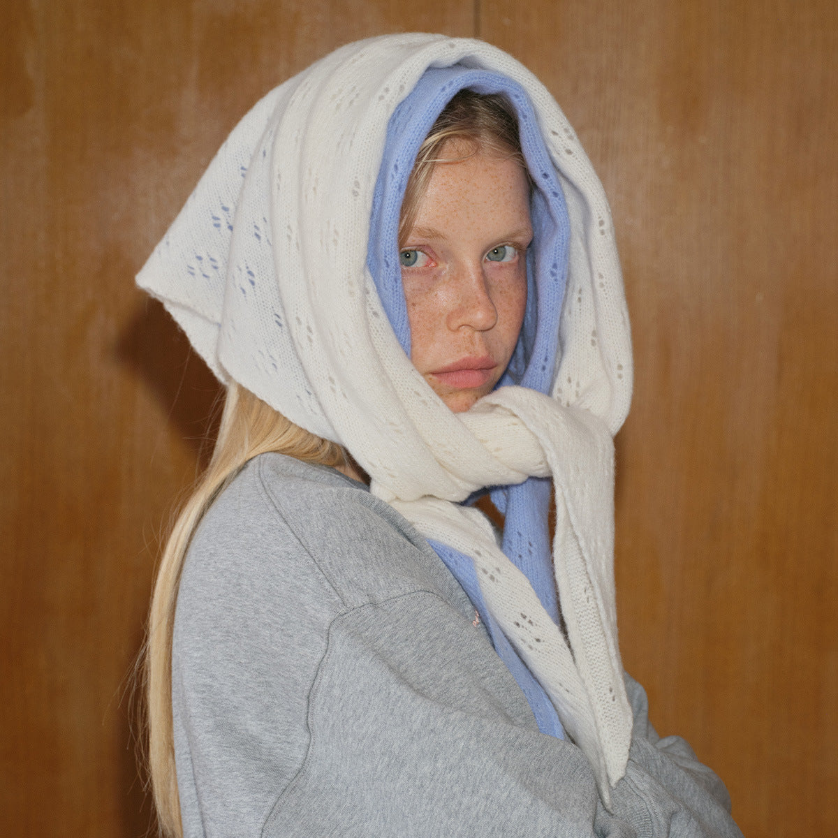 Korean designer 100% pure wool triangle scarf women's autumn and winter hollow girl atmosphere wool small scarf