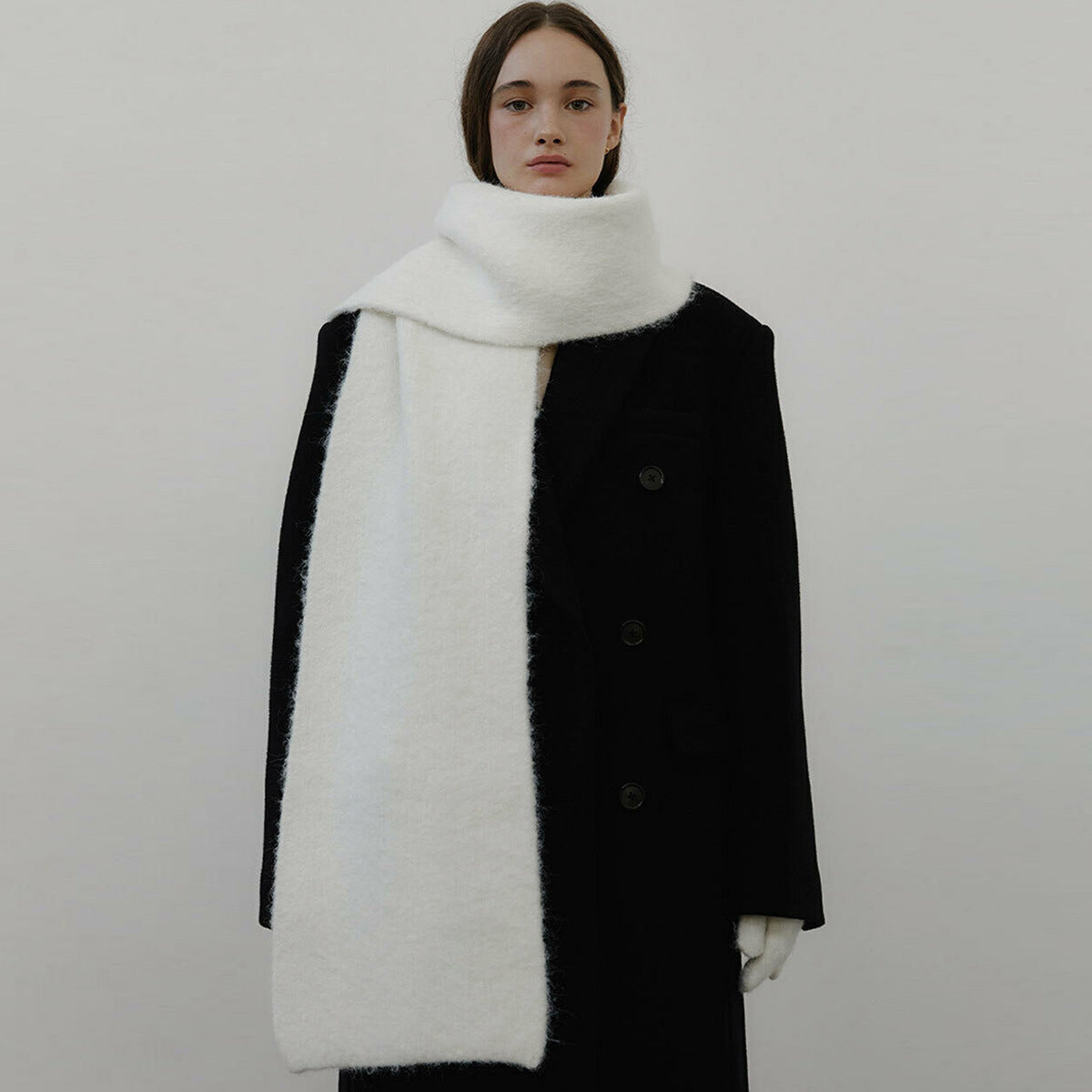 Korean designer wool-blend solid-color knitted scarf women's winter thickened atmosphere and enlarged wool scarf