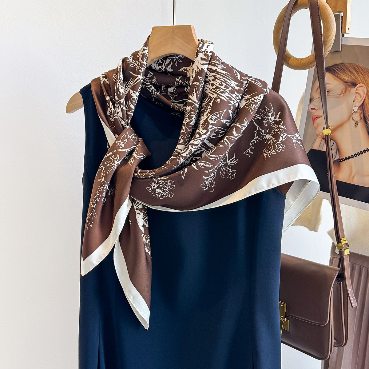 New square scarf, French retro silk scarf, women's twill silk scarf, neck cover, shawl printed scarf, weatherproof