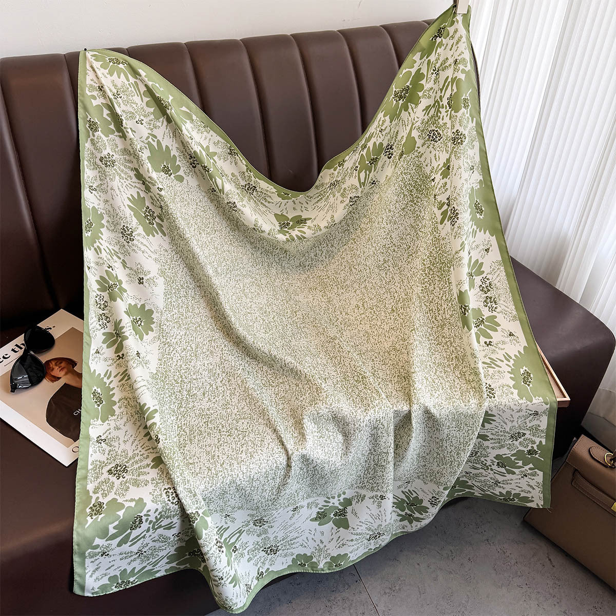 Spring and summer twill 90 square scarf travel silk scarf printed shawl flower sweet age-reducing scarf scarf multi-functional tide