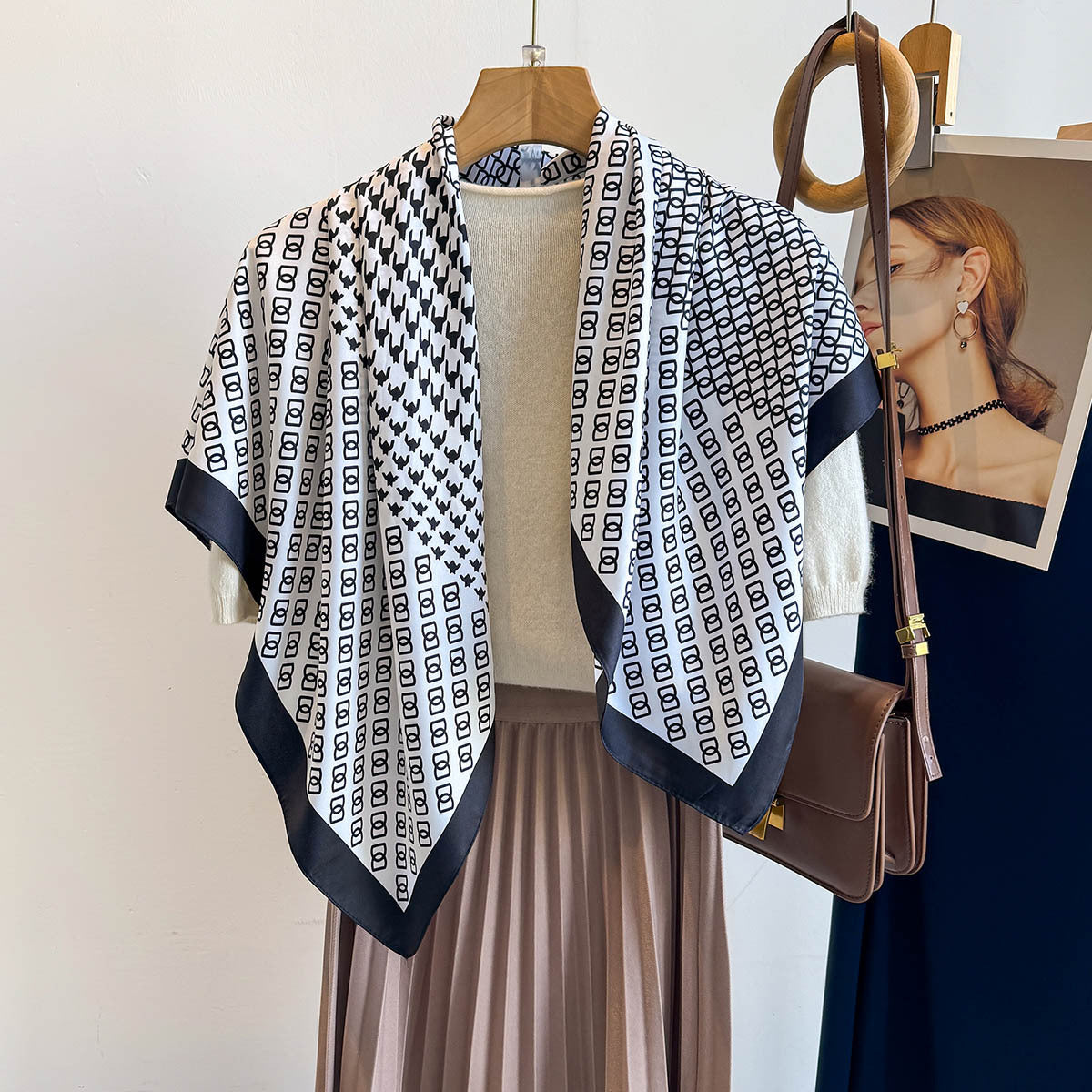 Classic Thousand Birds Grid Printed Silk Scarf 90cm Twill Scarf Fashion Versatile Double D Large Square Scarf Sunscreen Shawl Headscarf