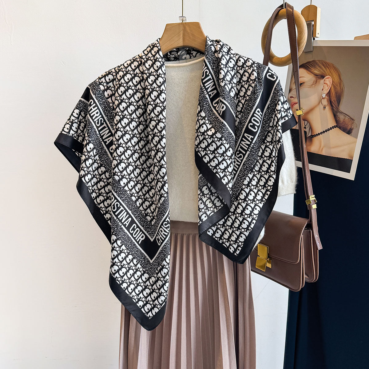 Fashion Letter D Home Printed Scarf Shawl 90cm Large Square Scarf Ladies Sunscreen Silk Scarf Headscarf