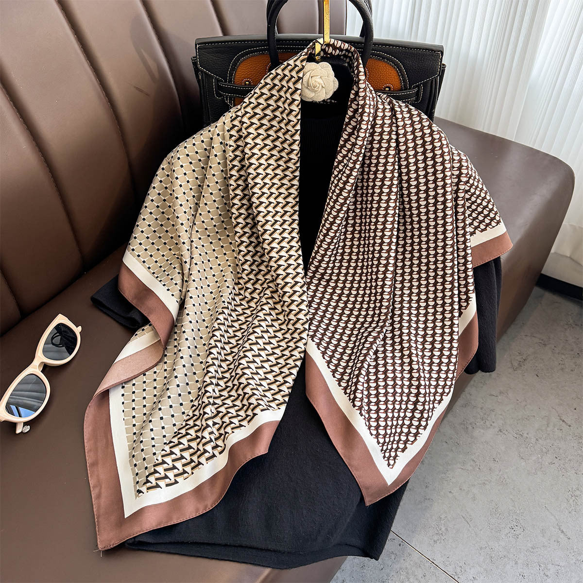 New high-end twill silk plaid large square scarf women's fashion light luxury decoration with scarf sunscreen silk scarf