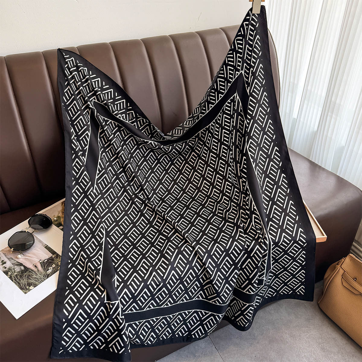 New spring and summer fashion silk scarf striped twill silk shawl women's versatile 90 square scarf sunshade scarf scarf