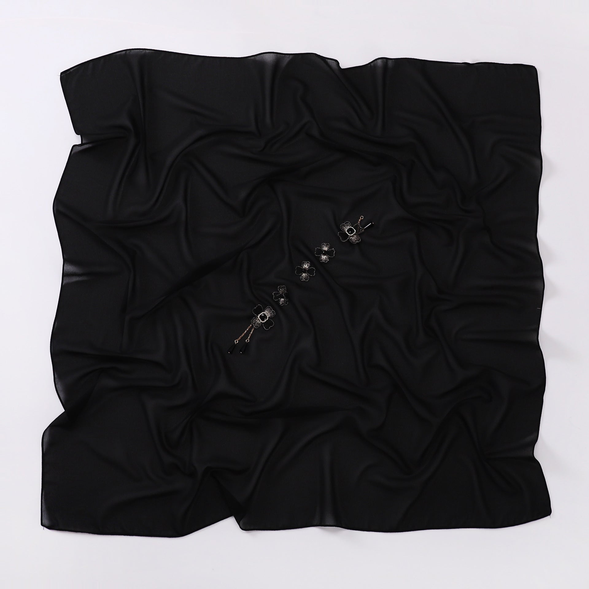 Flower chain rhinestone pearl chiffon square scarf 90 * 90cm headscarf Malaysia Hijab