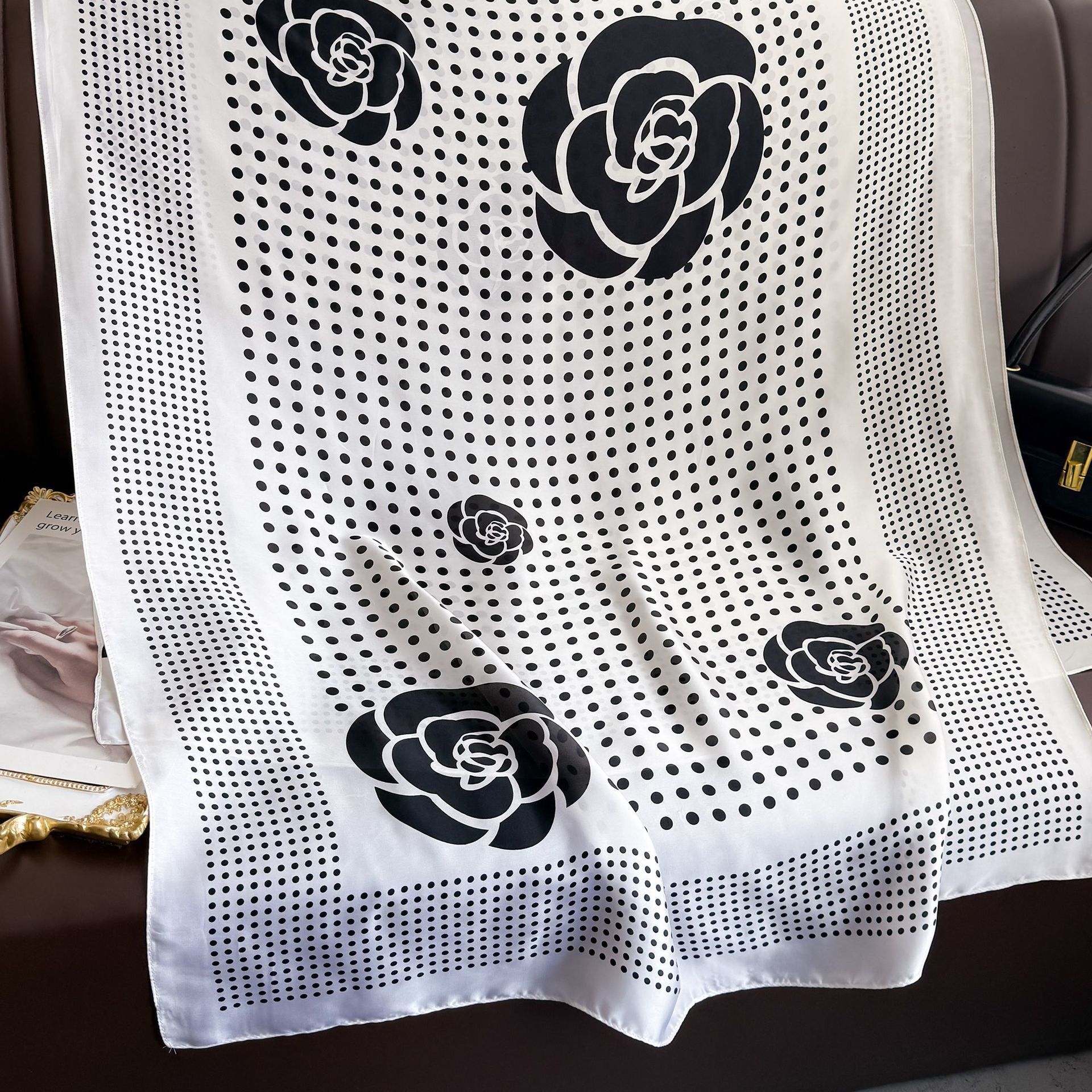 Fashion versatile commuter black and white polka dot printed long silk scarf, simple and elegant temperament women's sun protection shawl