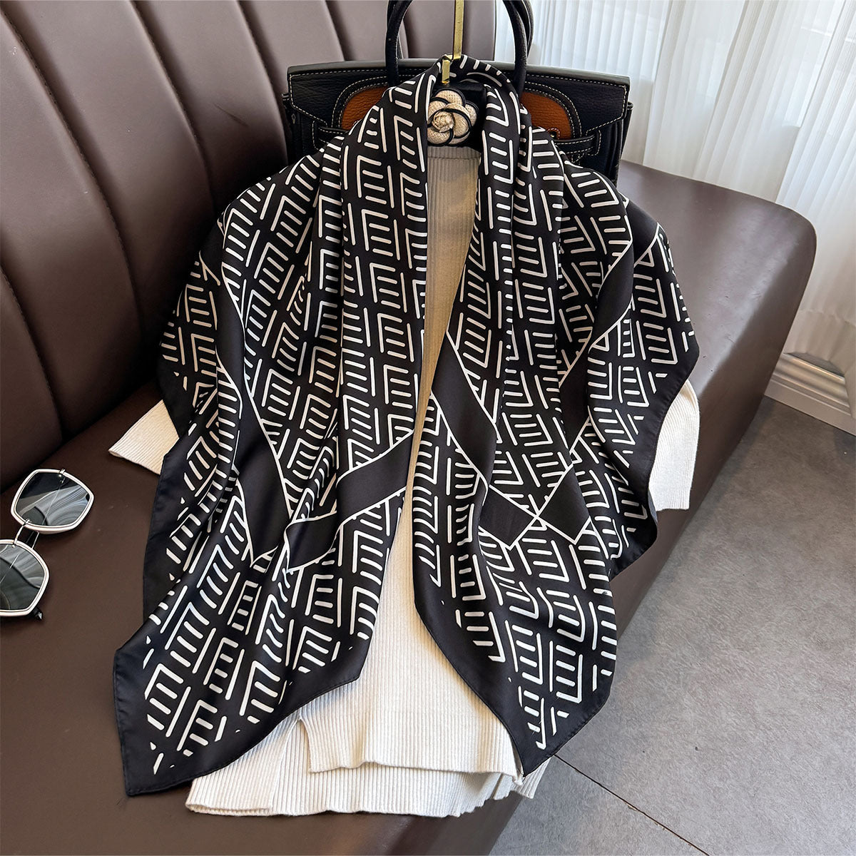 New spring and summer fashion silk scarf striped twill silk shawl women's versatile 90 square scarf sunshade scarf scarf