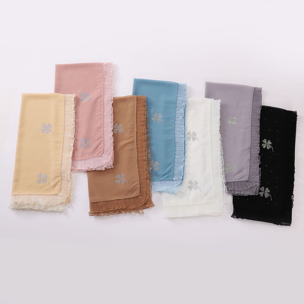 New four-leaf clover hot diamond organ edge pearl chiffon square scarf yarn scarf Middle East and Africa headscarf