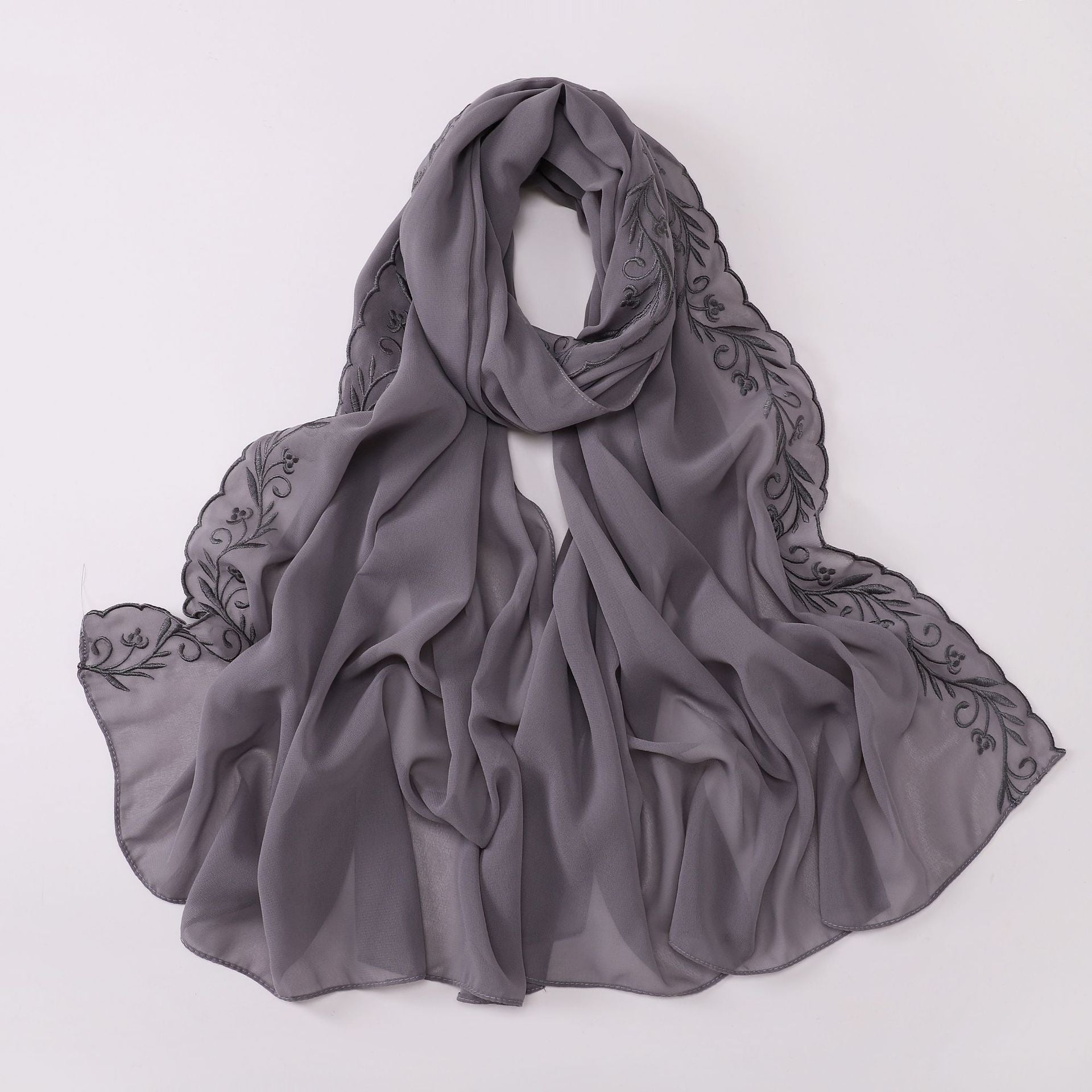 Outside the new pearl chiffon unilateral embroidered long towel Saudi Arabia Dubai Malaysia embroidered headscarf