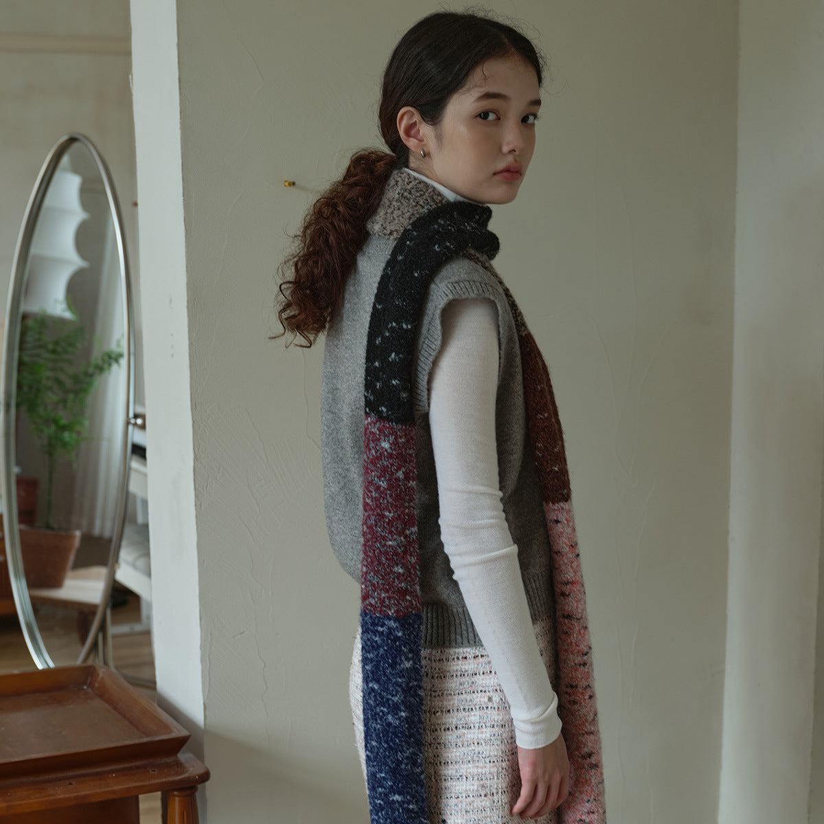 Japanese retro knitted wool thickened scarf women's autumn and winter soft color splicing atmosphere decorative scarf