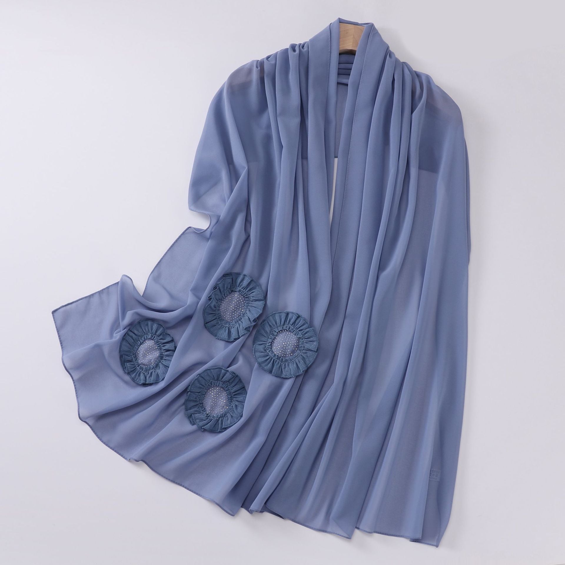 New pearl chiffon scarf circle hot diamond pleated lace long scarf Middle East Africa Malaysia headscarf