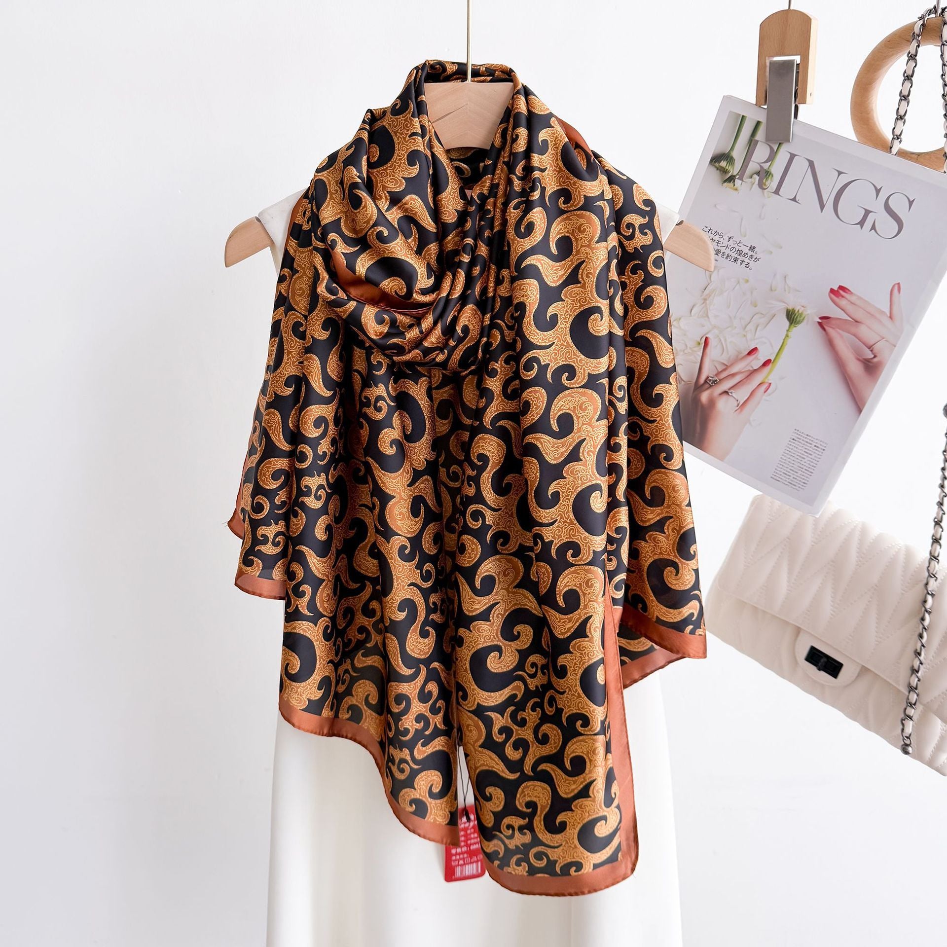 Fashion versatile literary retro auspicious cloud cashew pattern long silk scarf, simple and elegant temperament with shawl