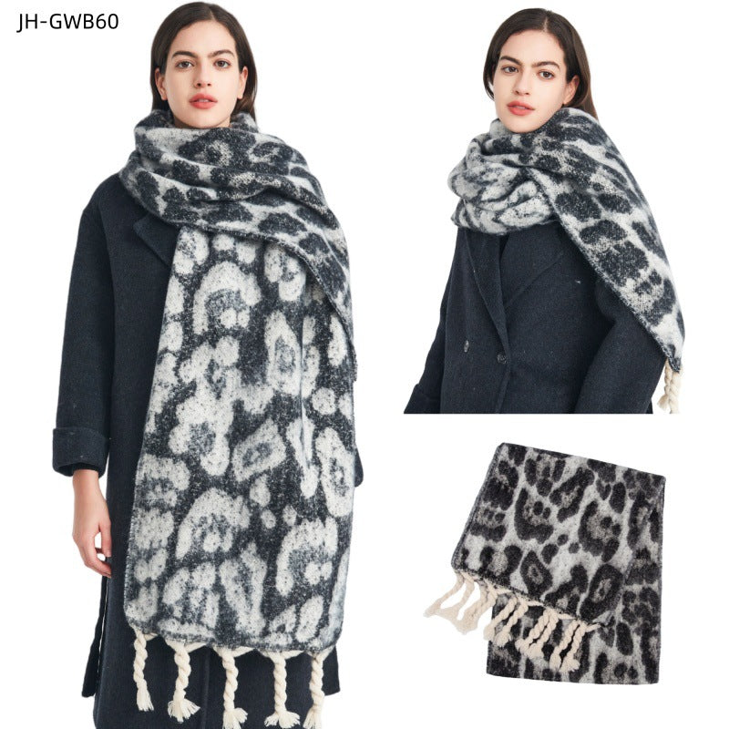 Europe, America, autumn and winter new circle sand jacquard leopard print knotted fringed scarf women's thickened shawl