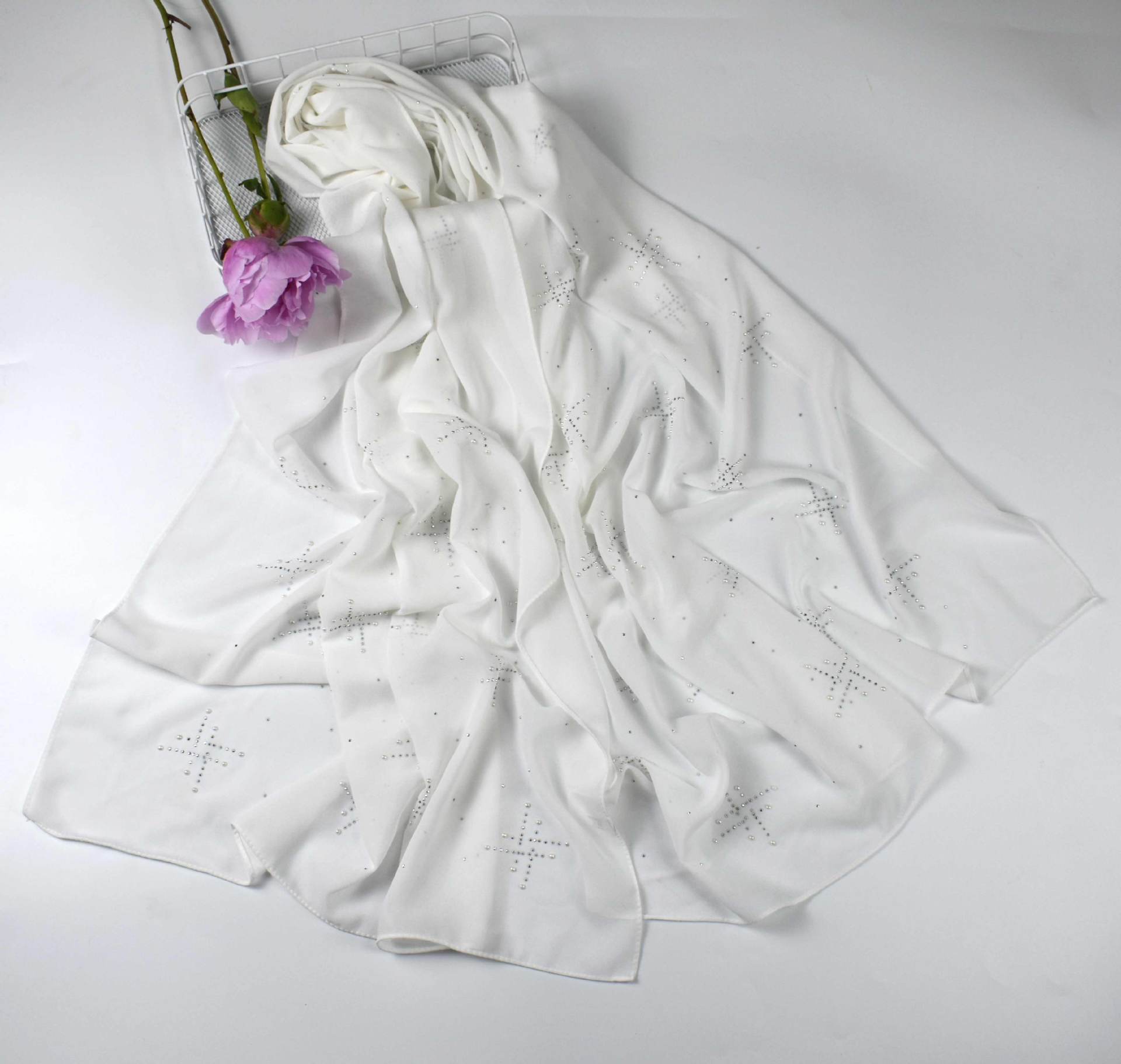New pearl chiffon scarf, ceramic hot diamond  scarf, Malaysian hijab Middle East headscarf