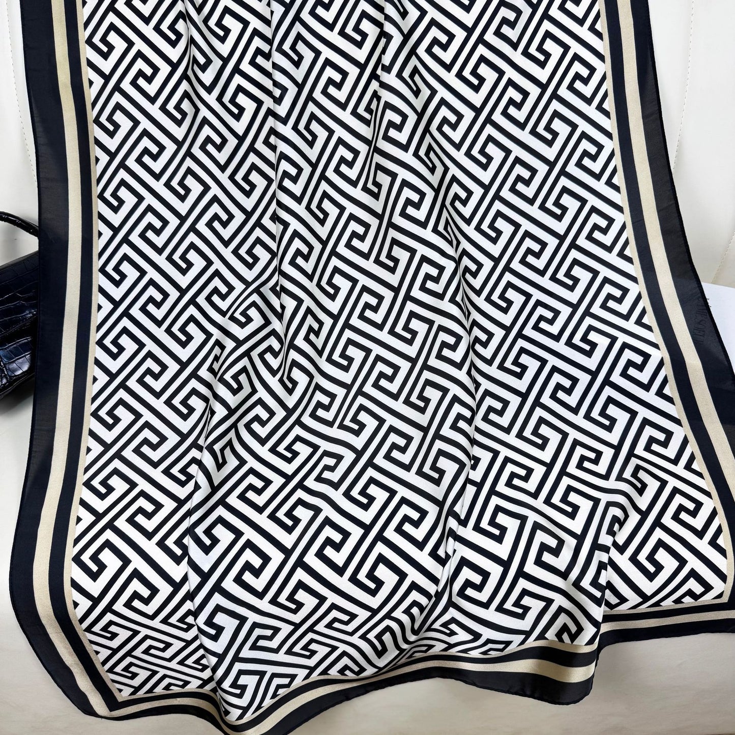 Simple and versatile geometric lines commuter printed long silk scarves, spring, summer and autumn thin travel vacation sunscreen shawls