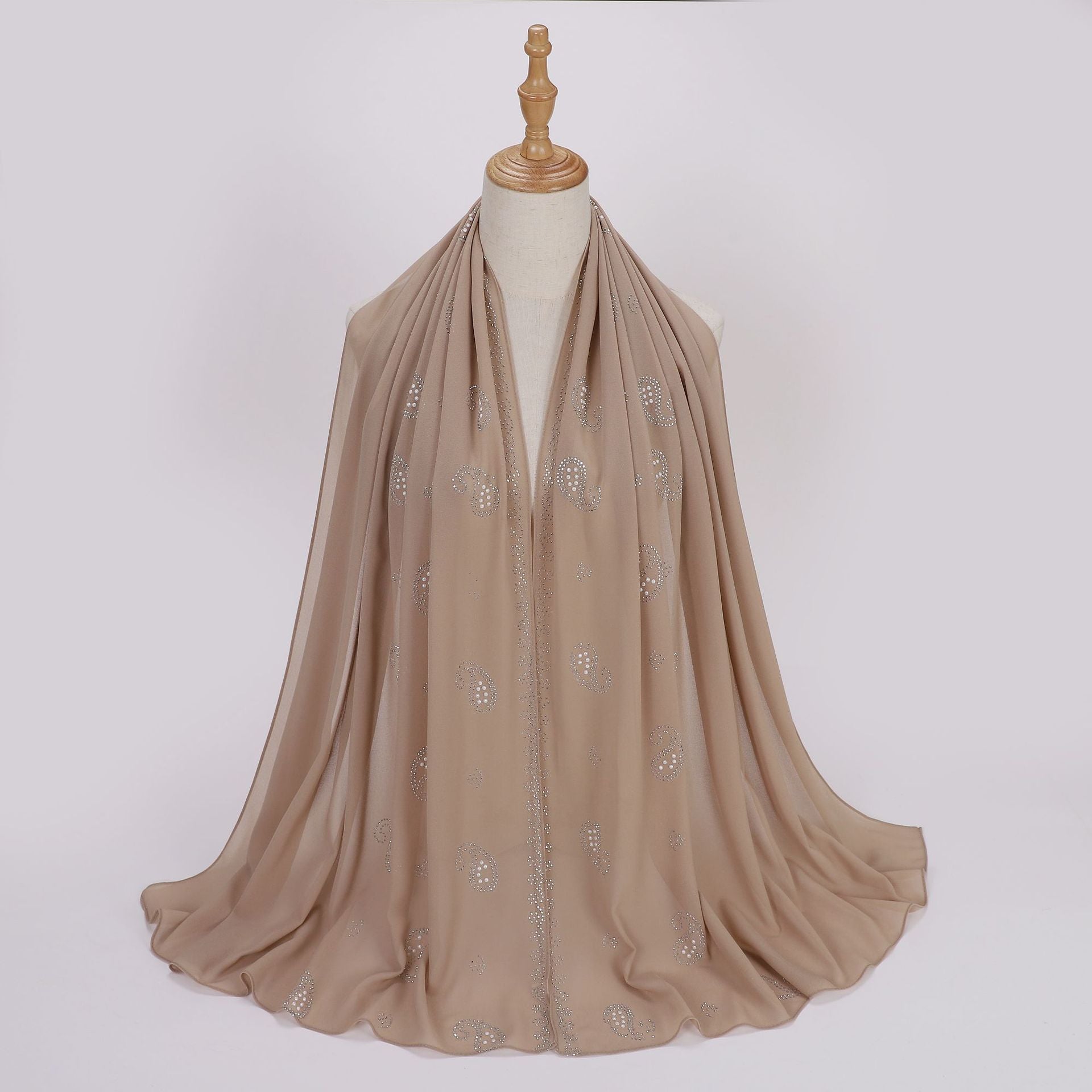 New pearl chiffon cashew nut hot diamond long towel yarn scarf Middle East and Africa headscarf hijab