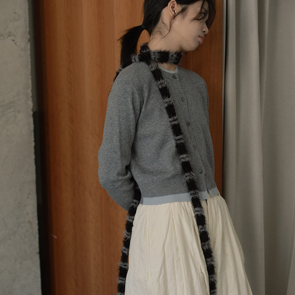 Niche style of design, plush silver ring snake striped thin and narrow scarf for women's spring and summer with concave decoration