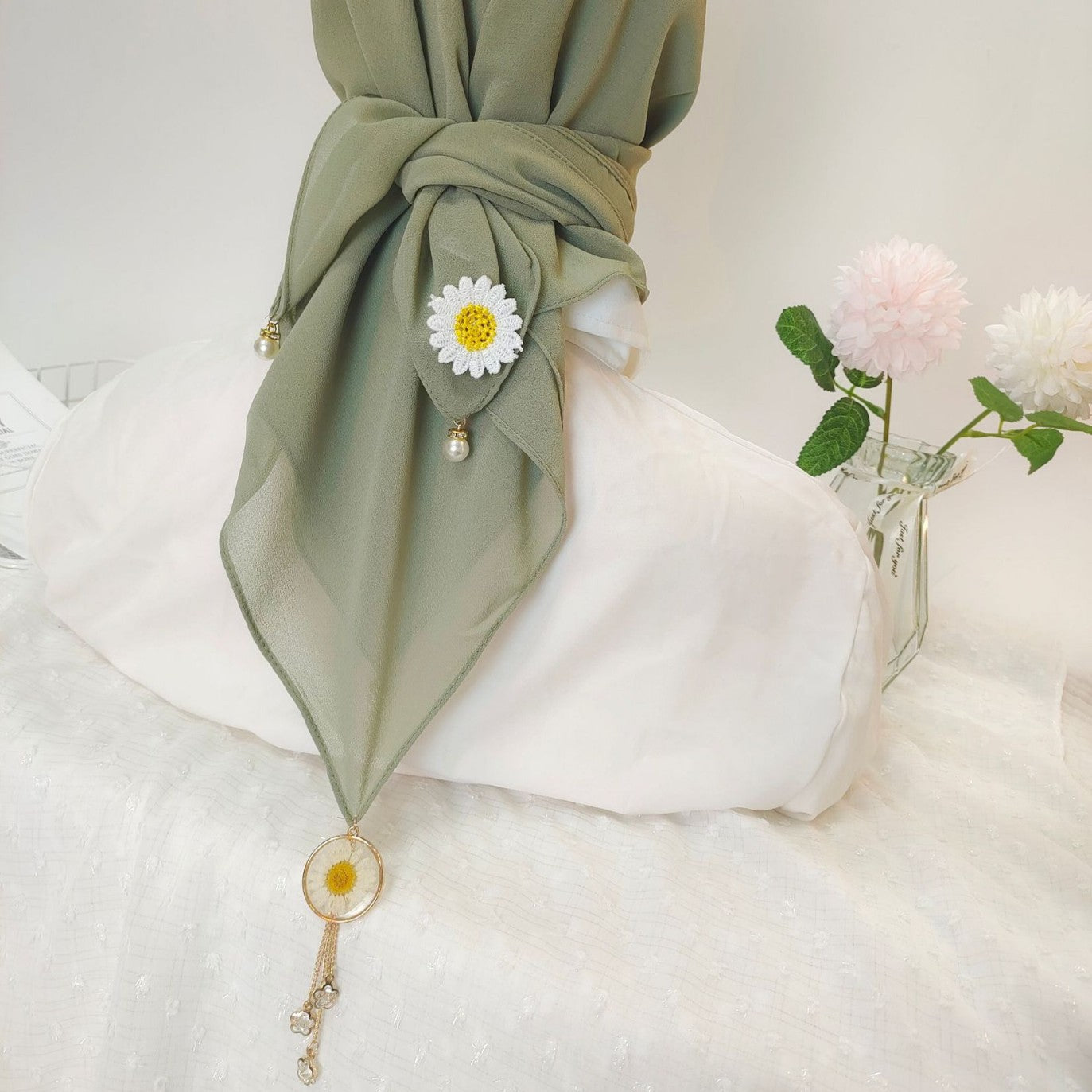 New solid color chiffon square scarf headscarf ins wind small daisy dried flower yarn hijab