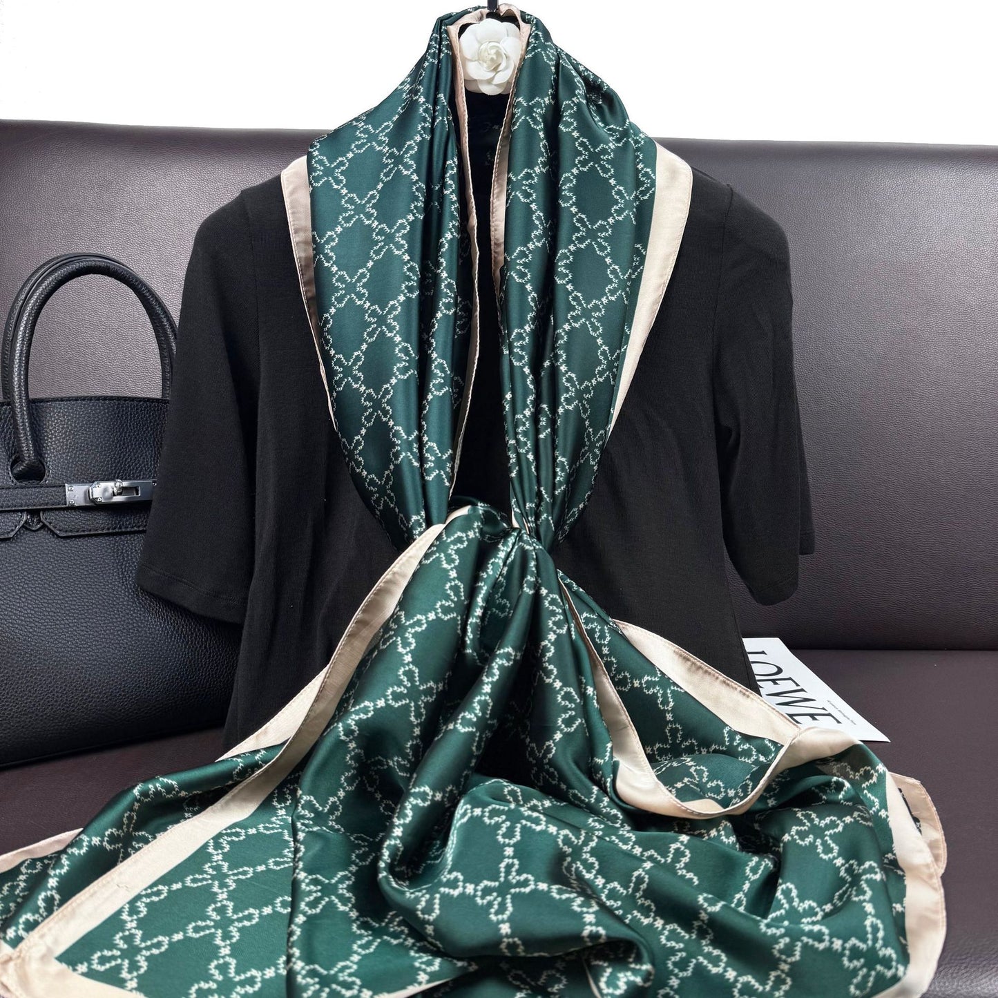 Simple and elegant ethnic women's decorative outer shawl, geometric cross pattern printing long silk scarf headscarf