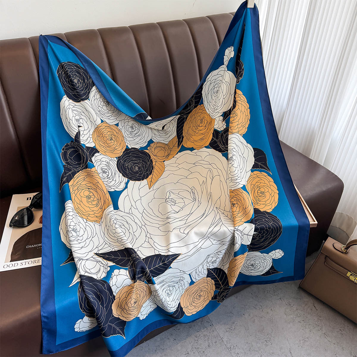 Vintage printed large square scarf, high-end spring and summer decorative shirt, professional scarf, headband, sunscreen, headscarf, shawl for women