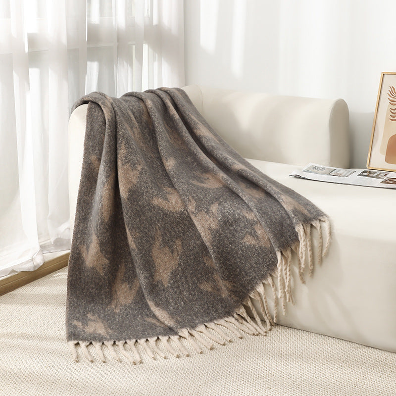 Blanket new European, American autumn and winter imitation mohair thickened thousand bird grid large shawl jacquard blanket