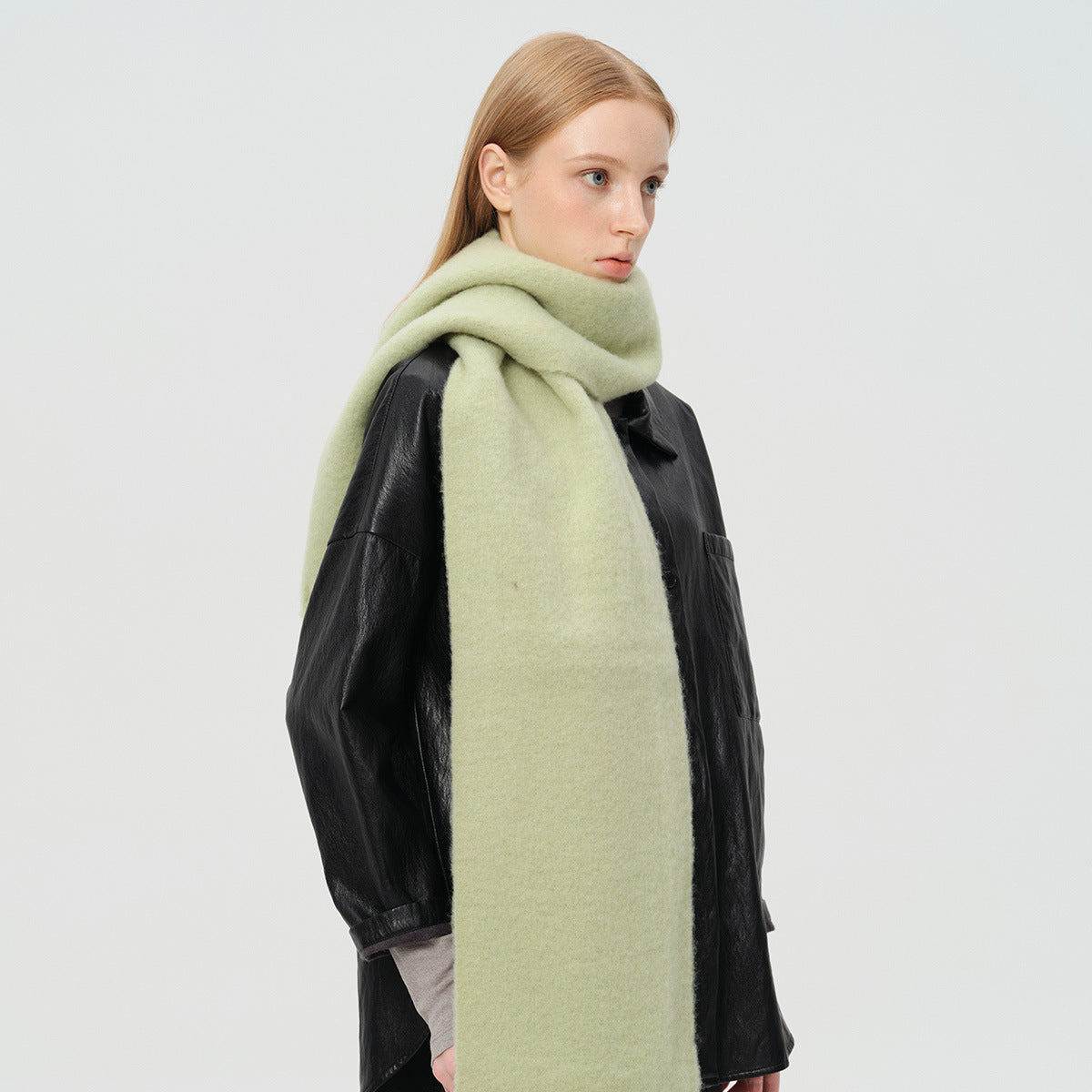 25% wool blended brushed solid color scarf women's Korean tassel thickened Icelandic blue soft scarf shawl