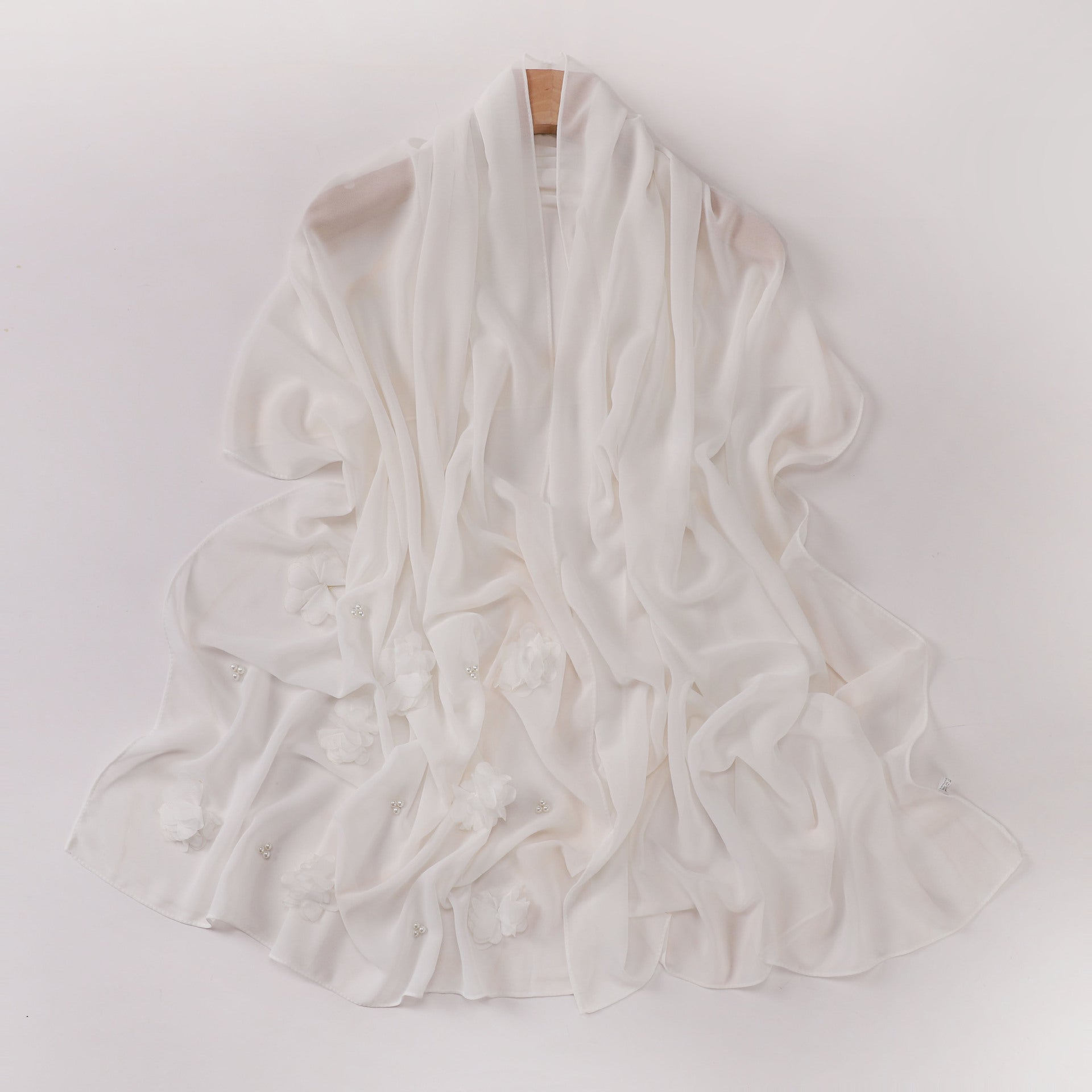 New pearl chiffon handmade sticky flower bead long towel, yarn towel, Middle East and Africa Malay headscarf