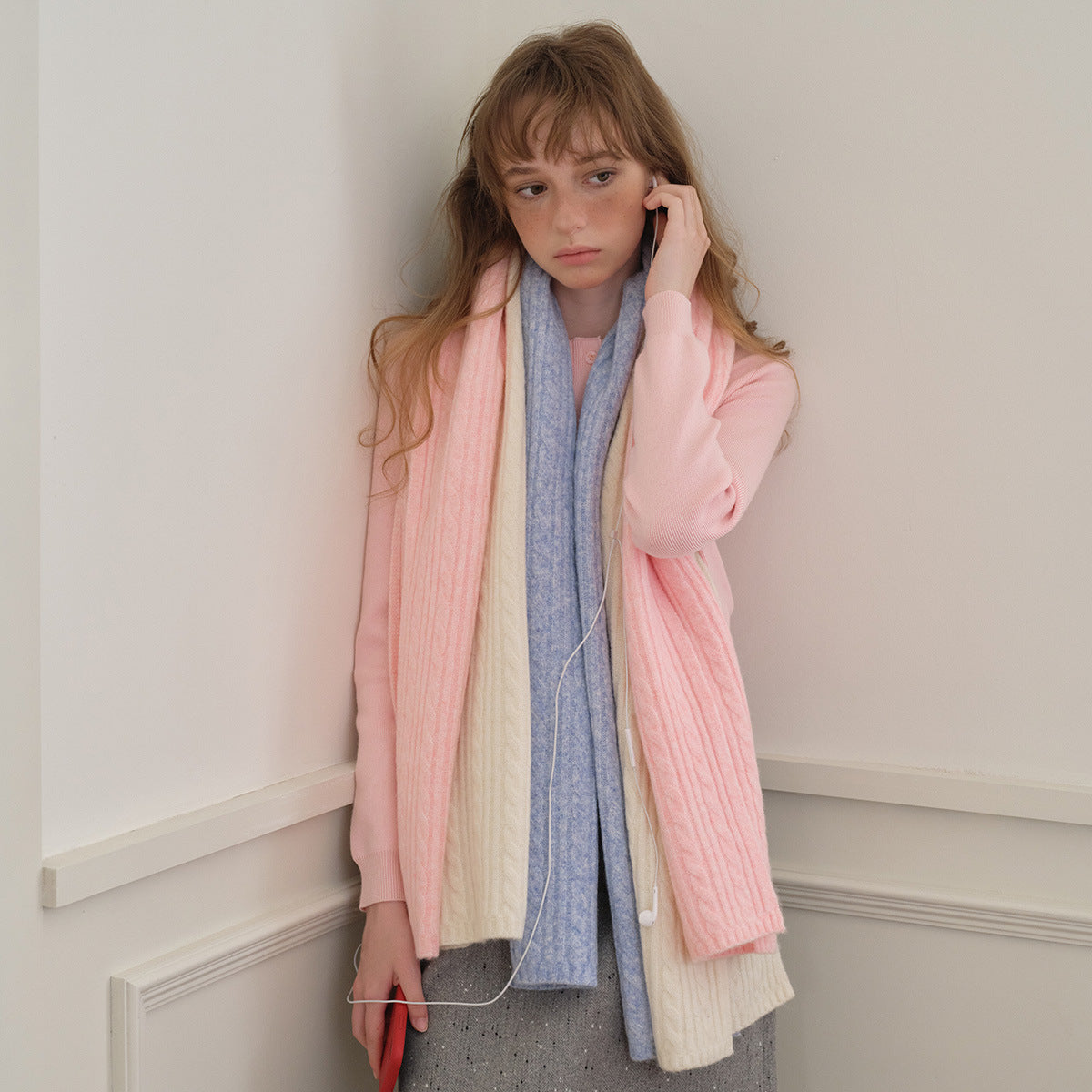 Korean atmosphere wool blended knitted twisted scarf women's autumn and winter girl jacquard wool scarf