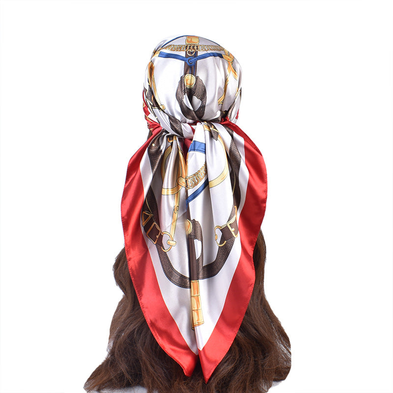 New fashionable ring chain buckle pattern printing high-quality 90 * 90 color square towel