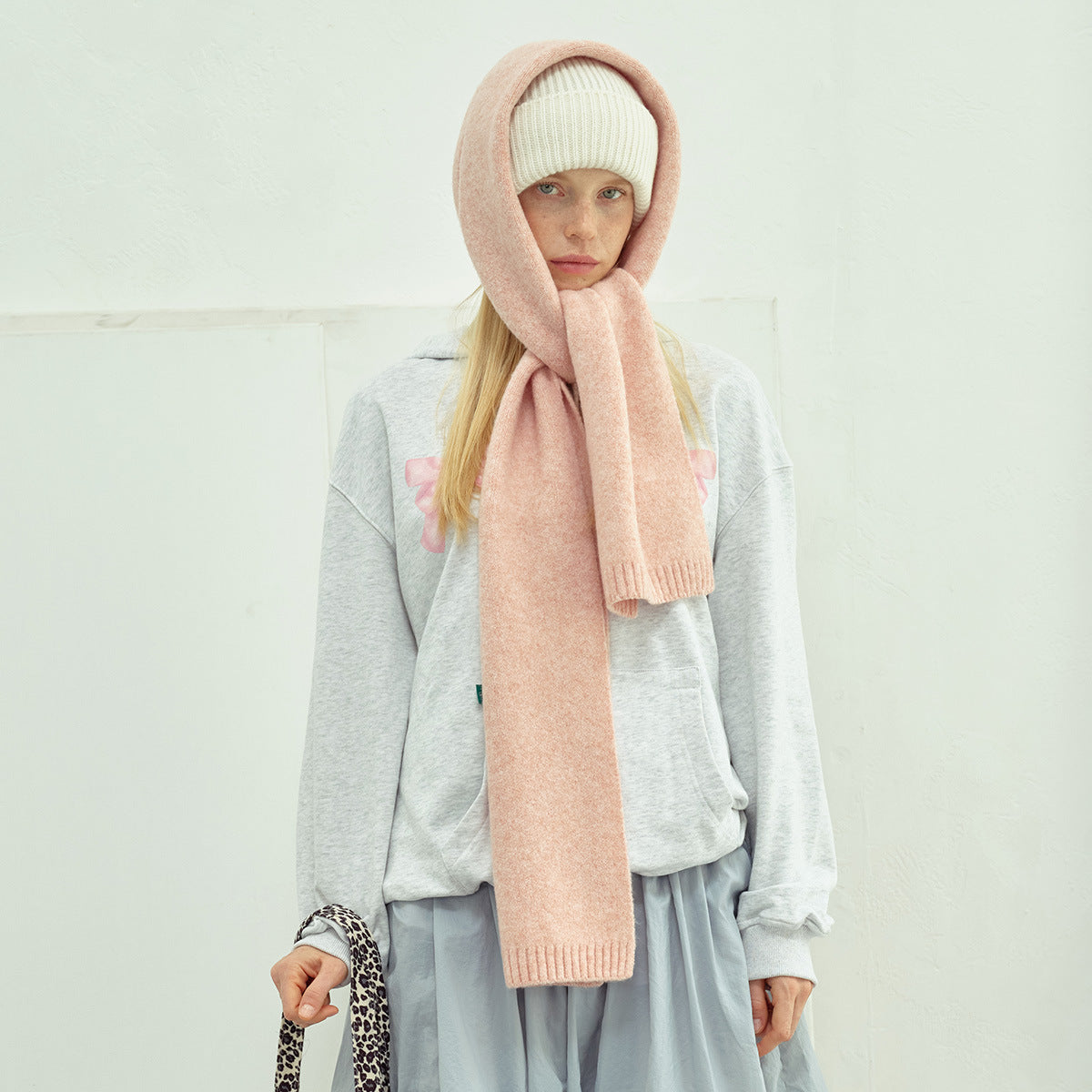 Classic basic wool blended soft waxy solid color flower knitted scarf women's winter cute wool scarf