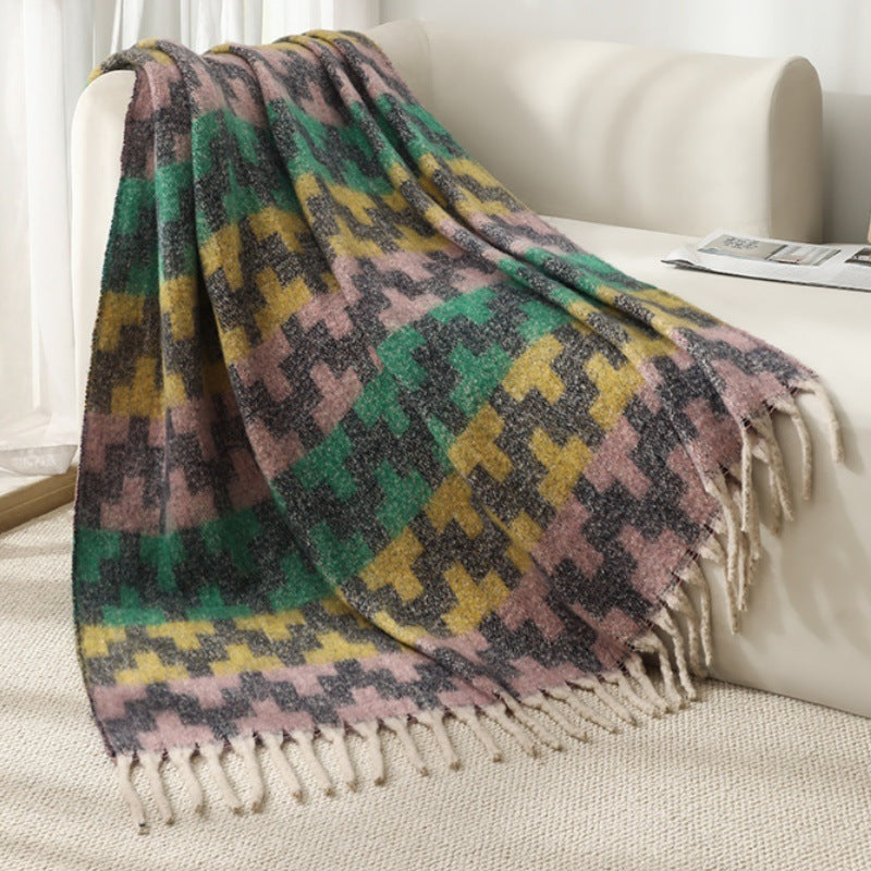 Blanket 2025 new European and American autumn and winter circle yarn imitation mohair thickened jacquard Great Wall shawl