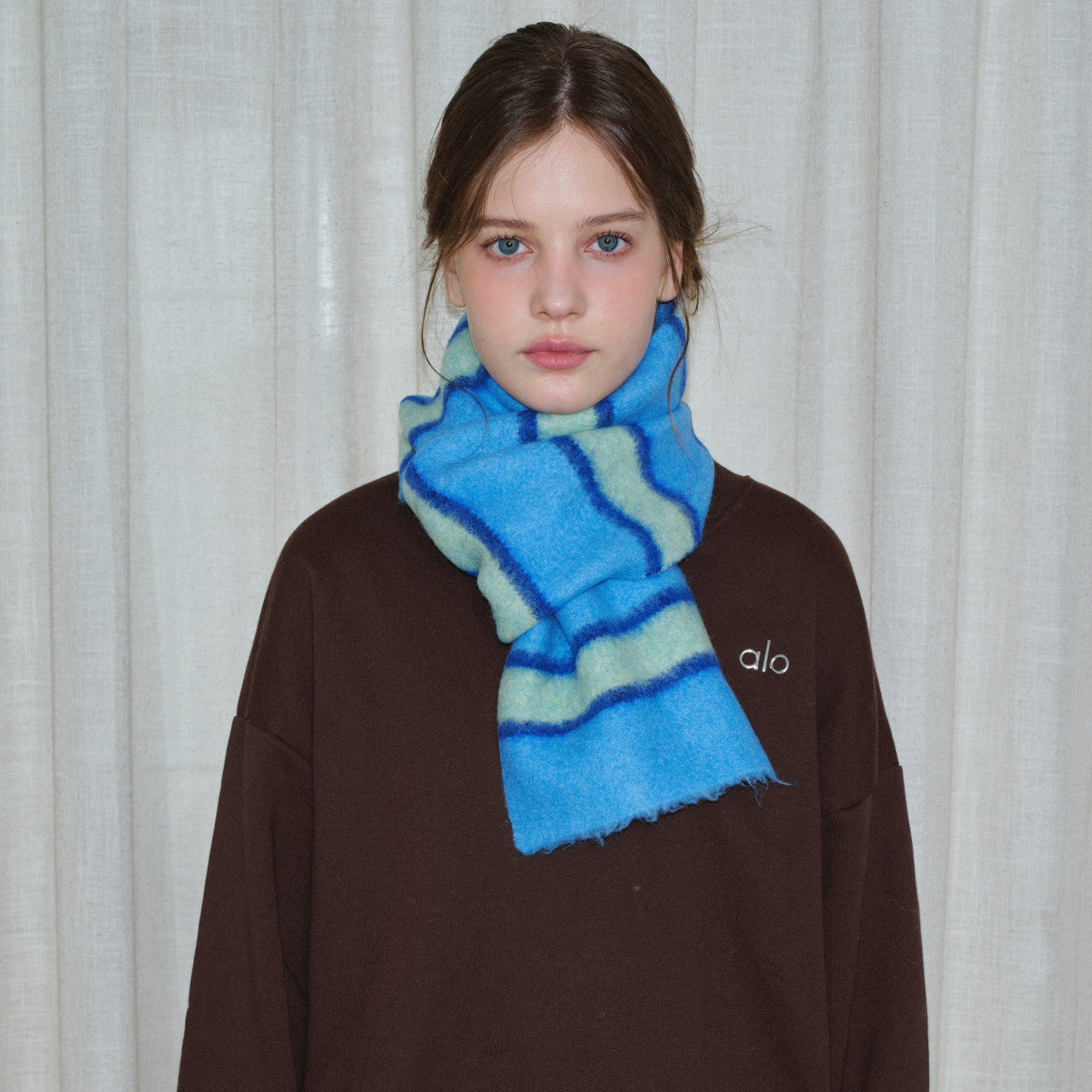 Wool blended brushed striped scarf women's autumn and winter atmosphere soft Korean color matching small scarf