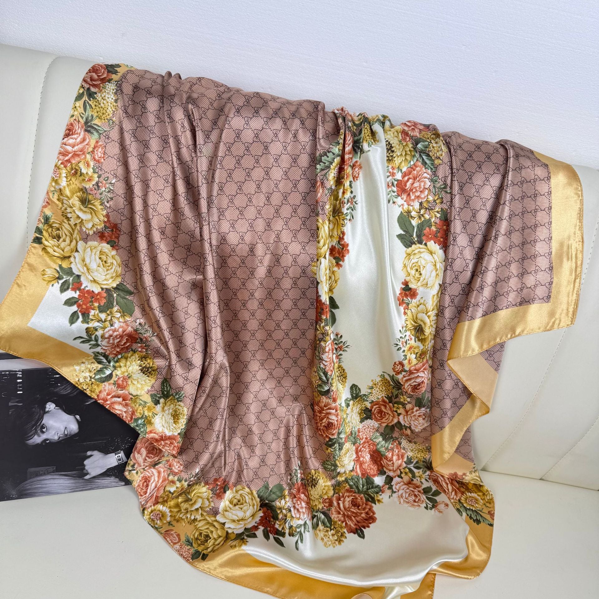 Temperament simple and elegant bow flower print silk scarf 90cm square scarf, Indonesian national bag head scarf scarf scarf