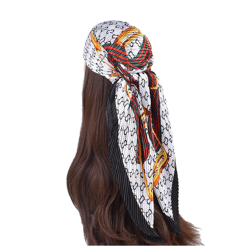 New French chain ring pattern printed pleated 90-color large square towel, head towel simulation silk