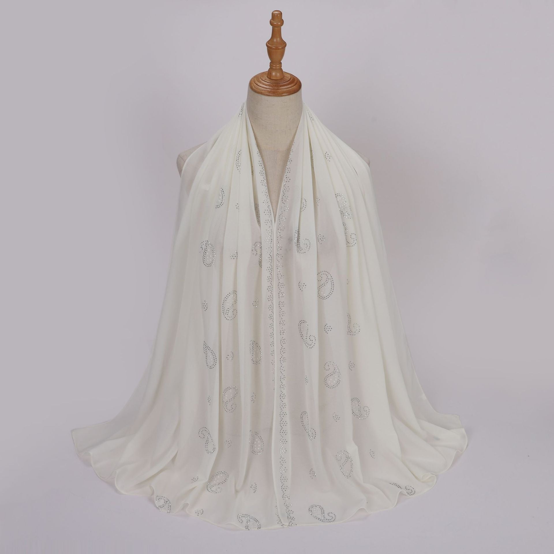 New pearl chiffon cashew nut hot diamond long towel yarn scarf Middle East and Africa headscarf hijab