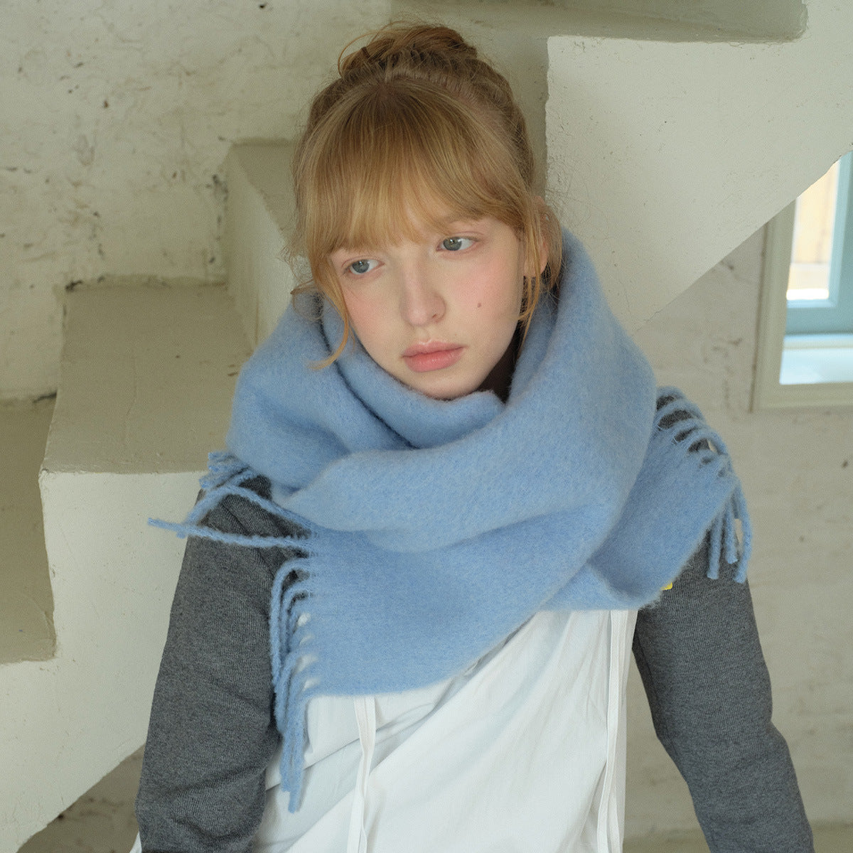 25% wool blended brushed solid color scarf women's Korean tassel thickened Icelandic blue soft scarf shawl
