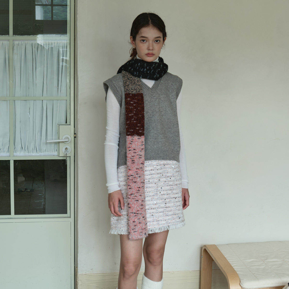 Japanese retro knitted wool thickened scarf women's autumn and winter soft color splicing atmosphere decorative scarf