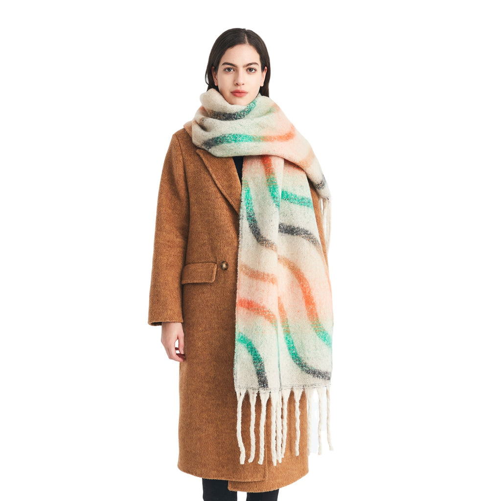 2025 new European, American autumn and winter circle yarn jacquard wavy fringed scarf