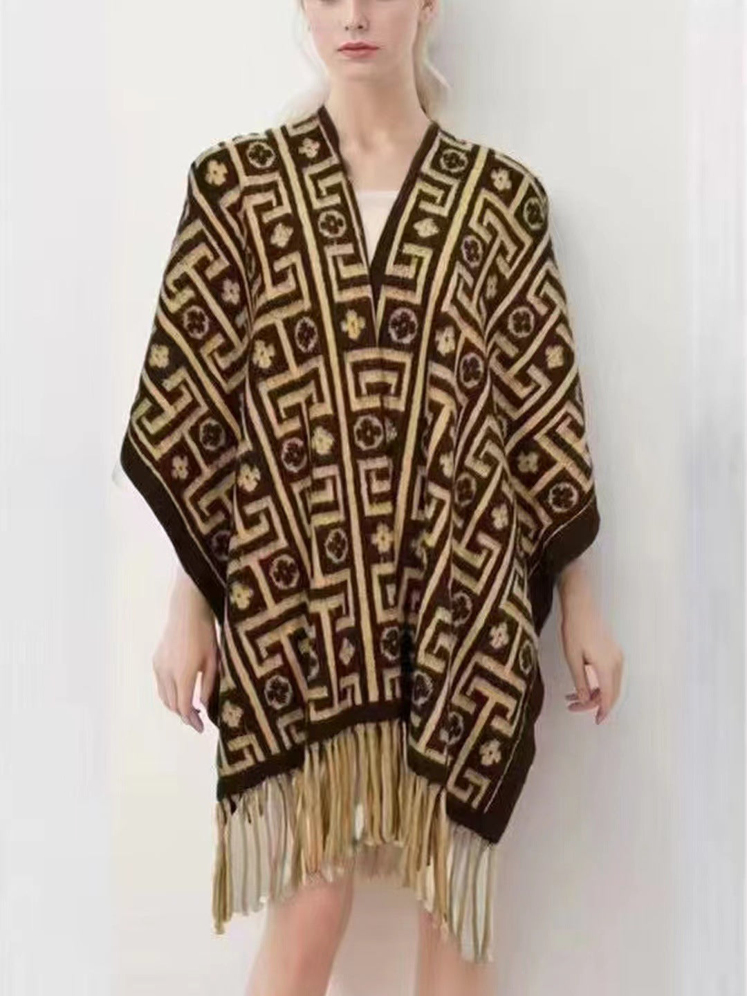 Autumn and winter Internet celebrities new plaid shawl with temperament fringed shawl cape cape retro scarf coat women