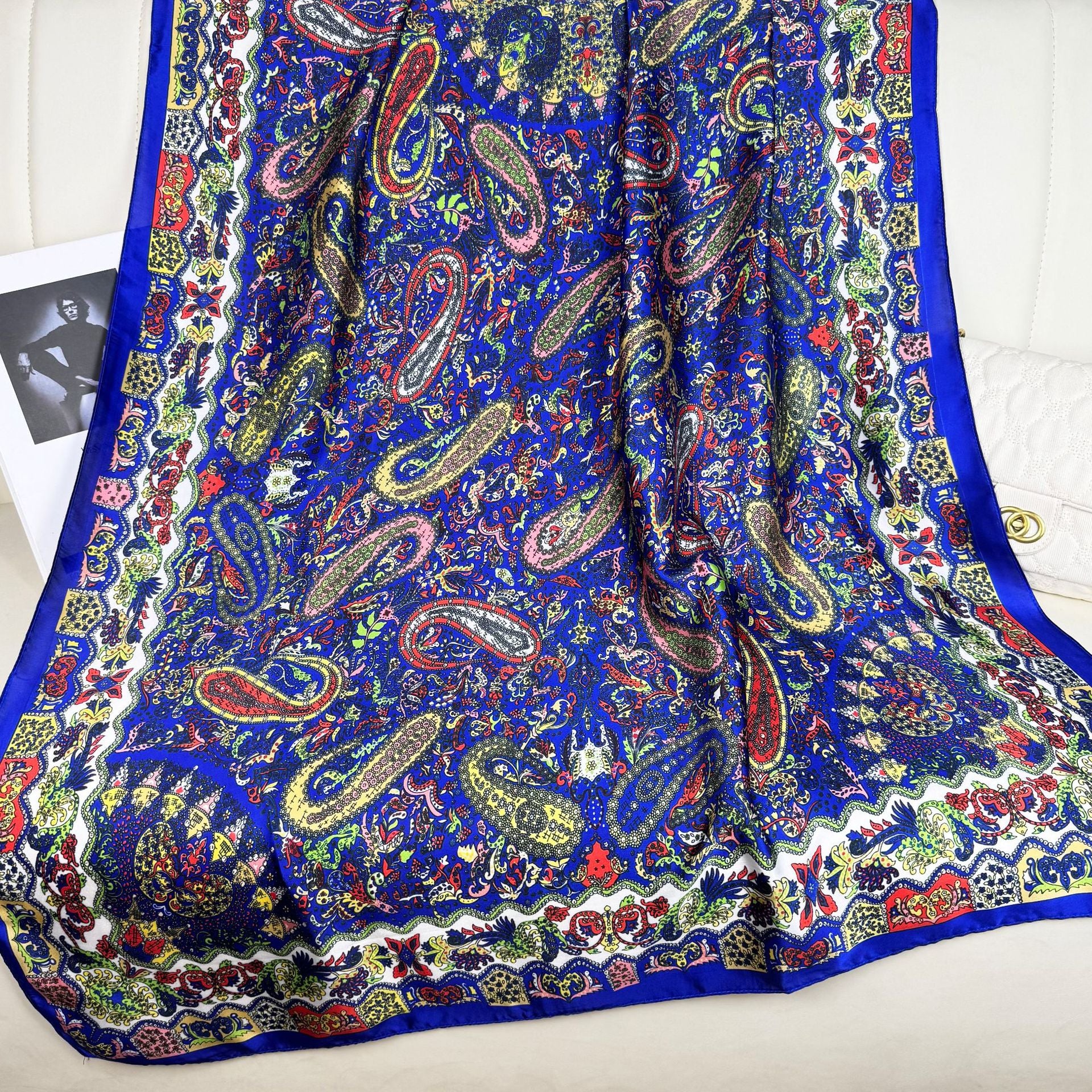 Fashion versatile Innesian women's head scarf, imitation silk thin travel and vacation shawl