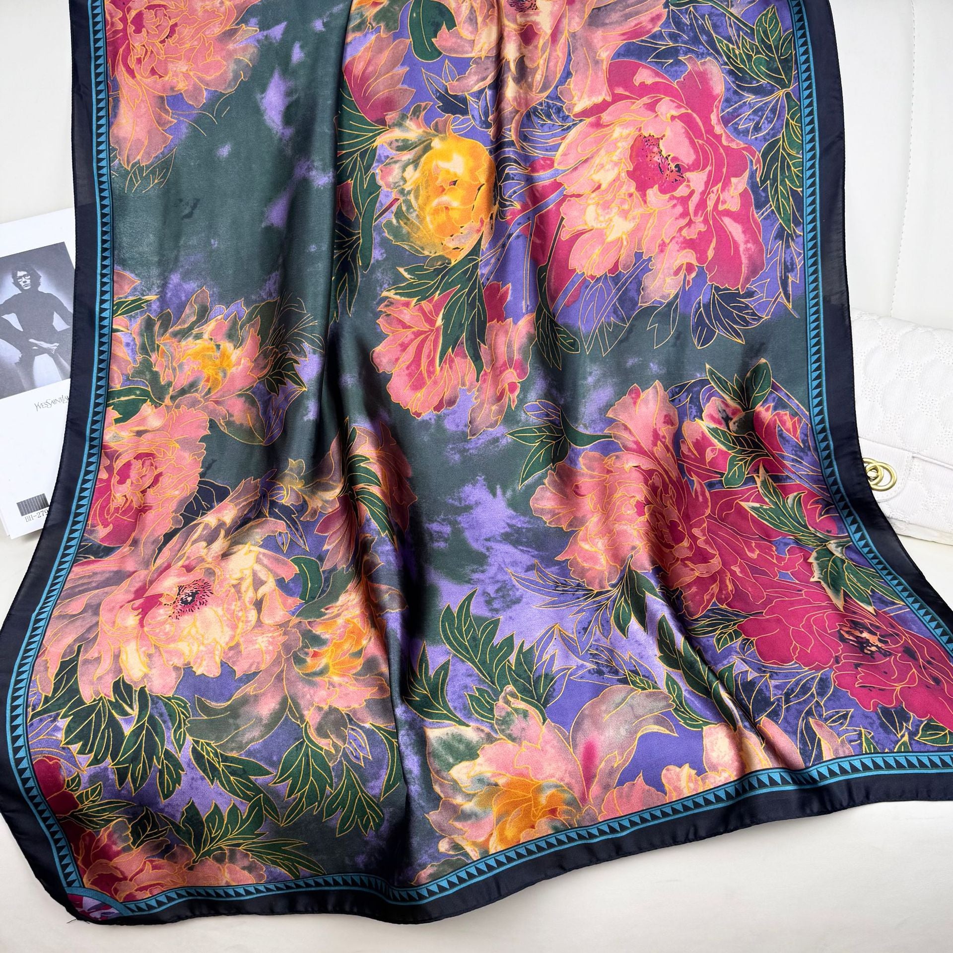 Literary retro flower beautiful brocade long silk scarf, elegant temperament mother lady decorative shawl scarf