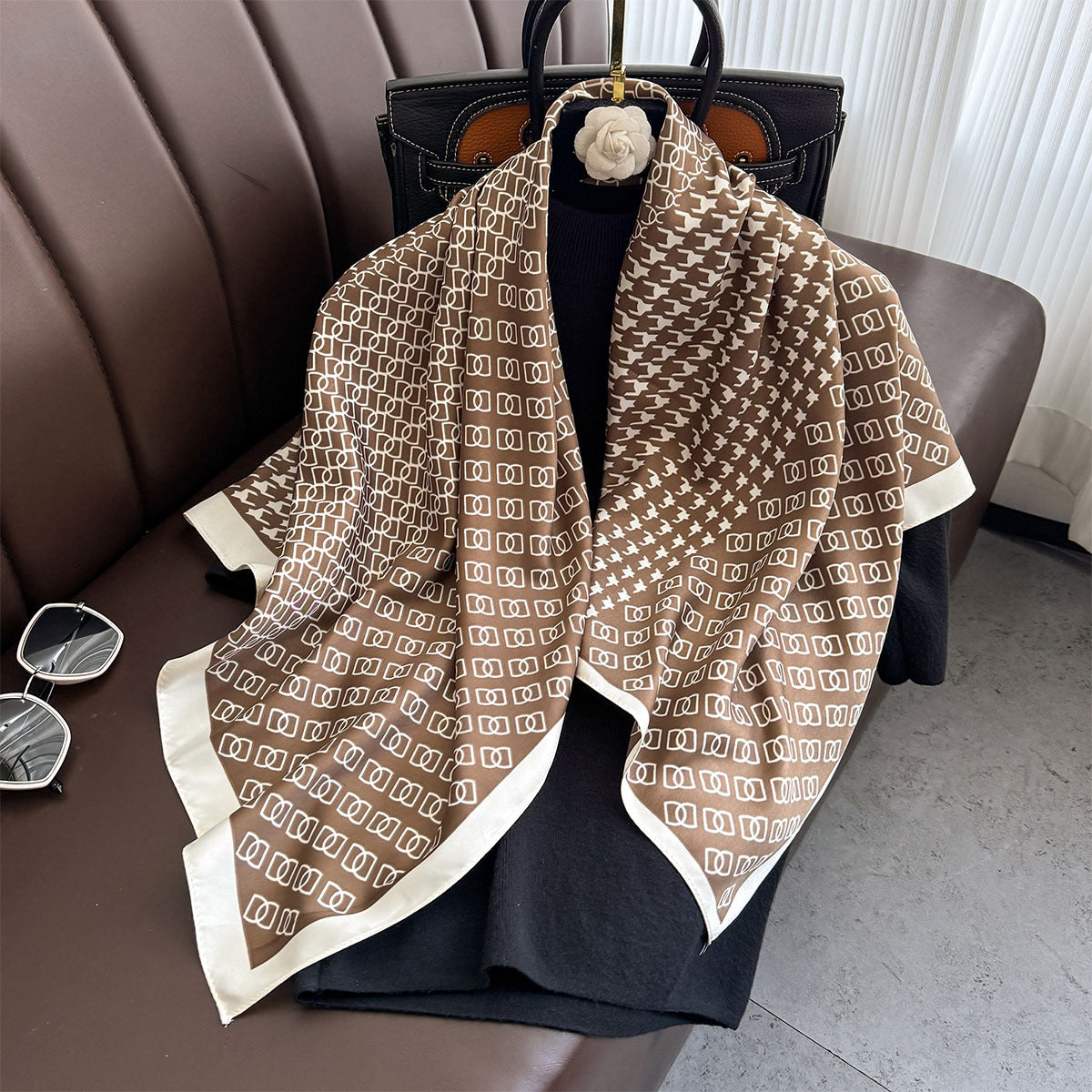 Classic Thousand Birds Grid Printed Silk Scarf 90cm Twill Scarf Fashion Versatile Double D Large Square Scarf Sunscreen Shawl Headscarf