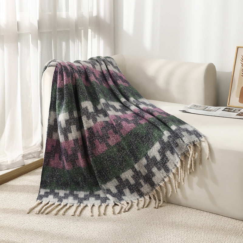 Blanket 2025 new European and American autumn and winter circle yarn imitation mohair thickened jacquard Great Wall shawl