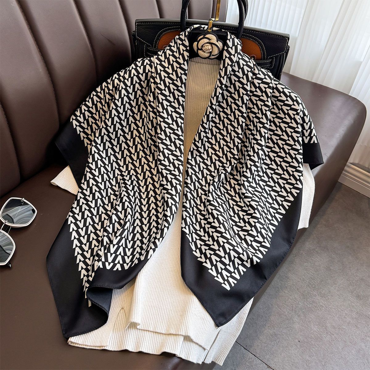Summer Korean version of simple striped scarf twill square scarf 90cm fashionable versatile sunscreen shawl headscarf women