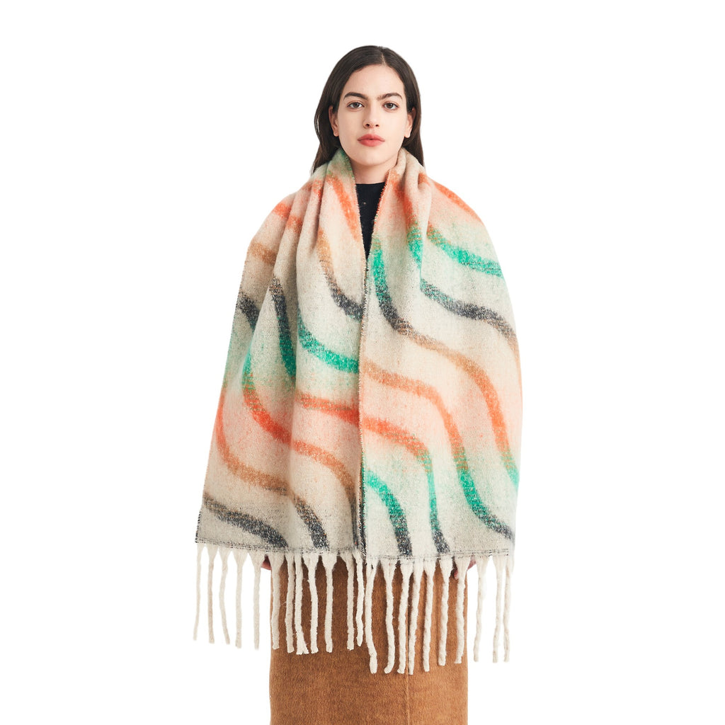 2025 new European, American autumn and winter circle yarn jacquard wavy fringed scarf