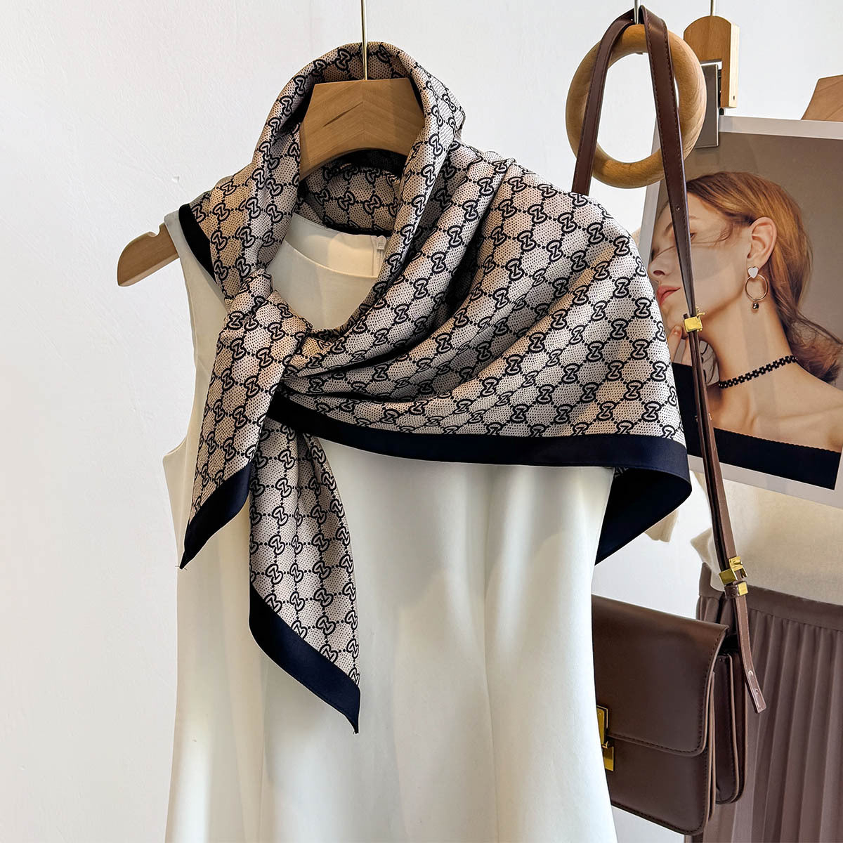 Plaid scarf twill silk large square scarf travel sunscreen shawl decorative headscarf 90cm letter silk scarf new