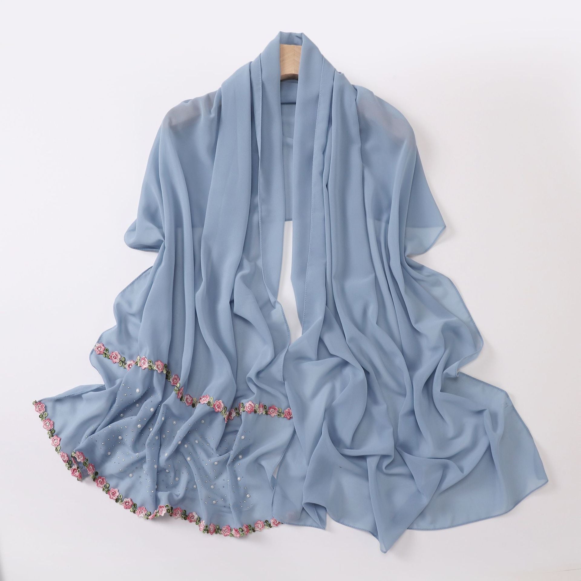 New ceramic hot diamond pearl chiffon scarf pastoral lace yarn scarf Middle East and Africa headscarf