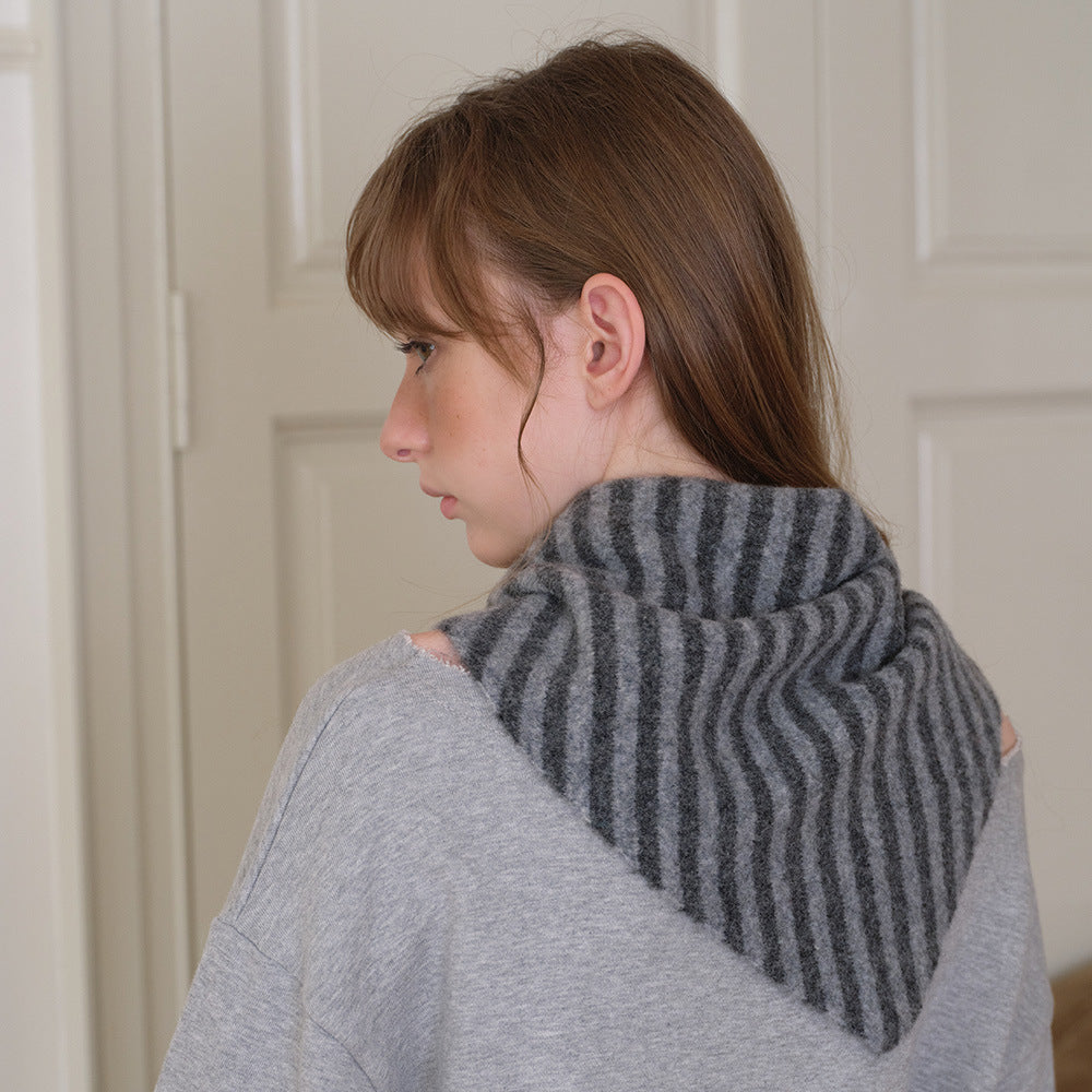Contains 30 wool striped small triangular scarf for women's autumn and winter with soft Korean wool small scarf headscarf